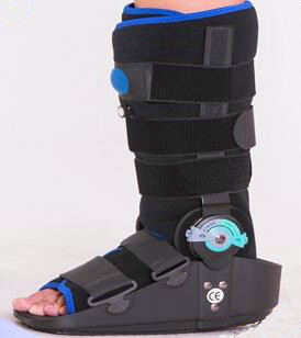 ROM  Hinged Air Walker Boot